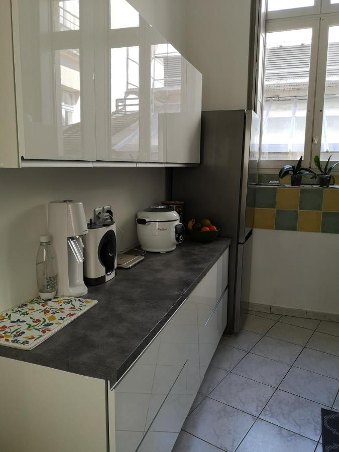 Appartement De 105M2, Balcon Sur Cours De La Republique Narbonne Eksteriør billede
