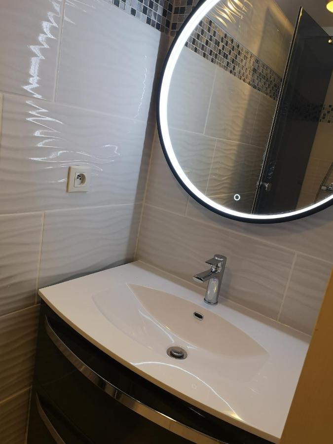 Appartement De 105M2, Balcon Sur Cours De La Republique Narbonne Eksteriør billede